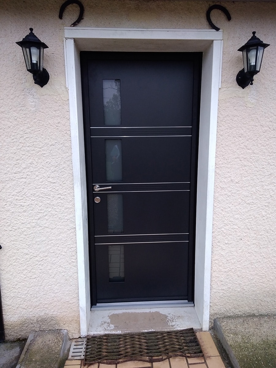 Votre entreprise de menuiserie à Angers pour la pose de porte d'entrée