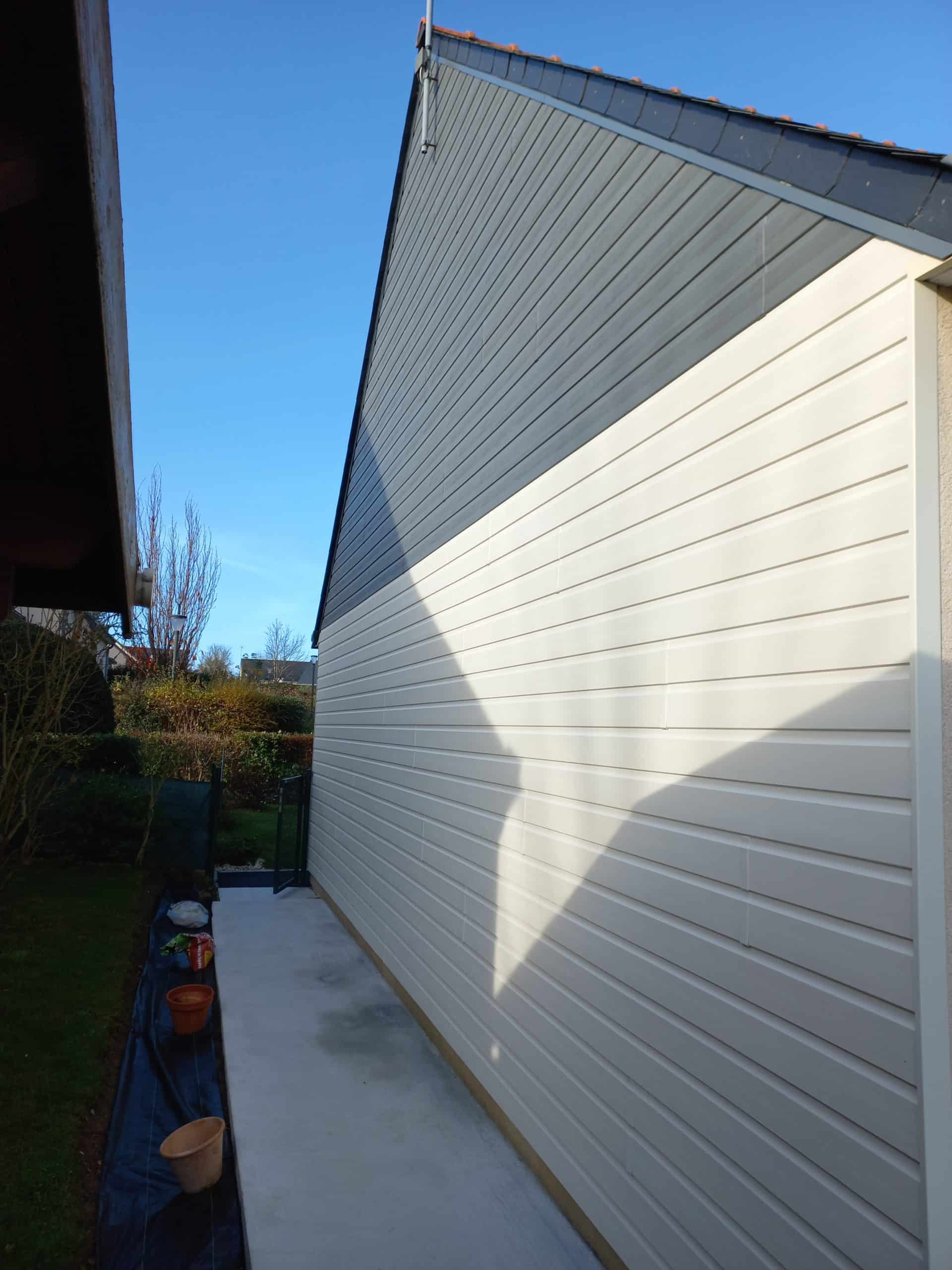Bardage_Manceau_PVC_immitation_bois (1)