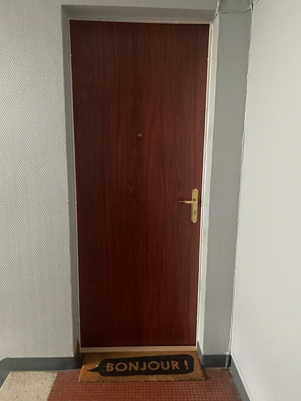 Porte palière rénovation (vue exterieure)