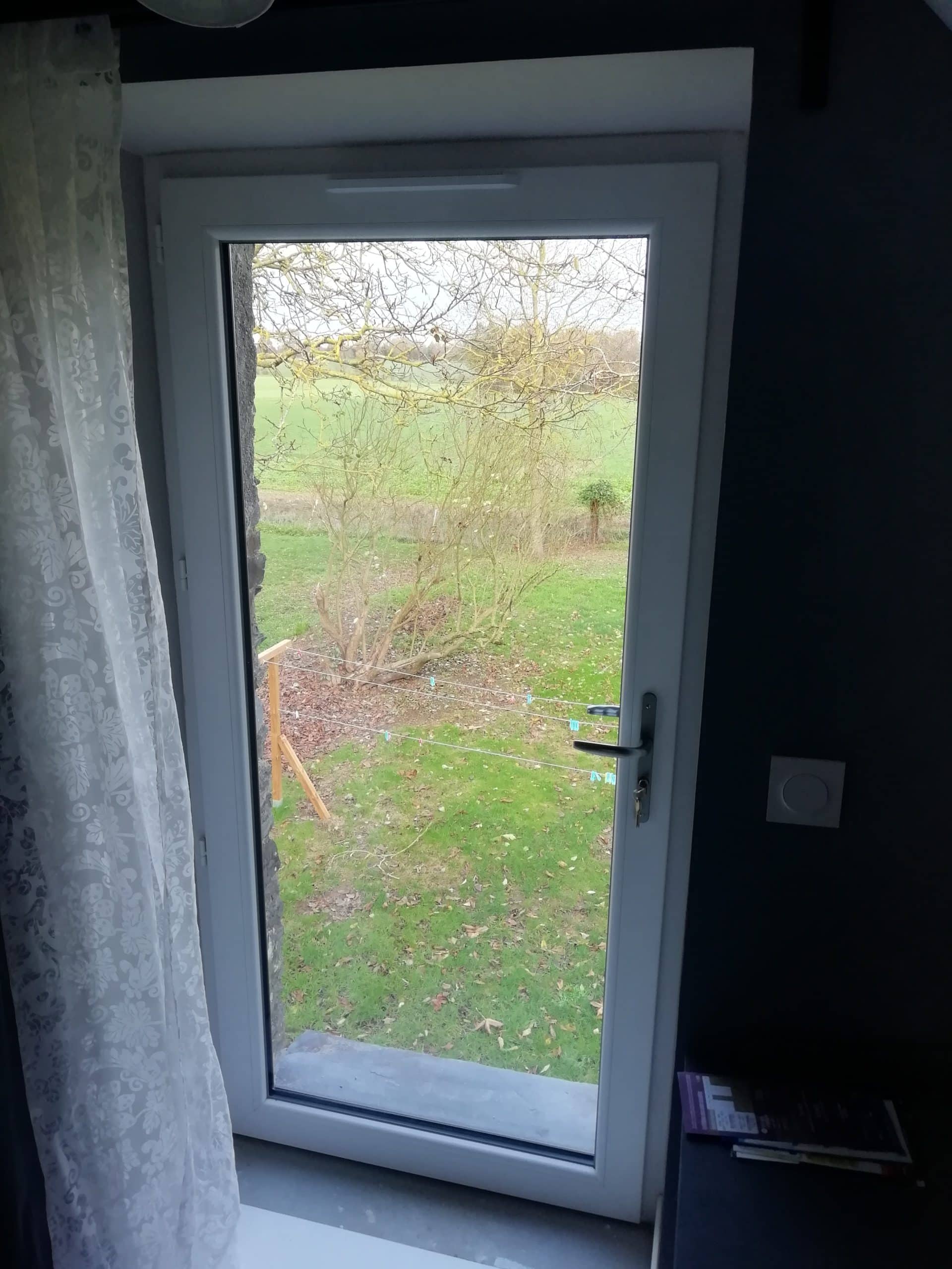 Fenêtre pvc avec serrure