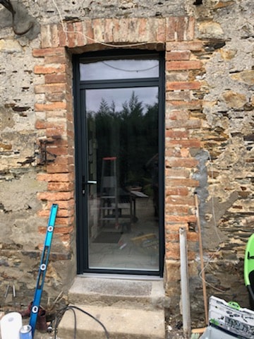 porte alu Kline clarté